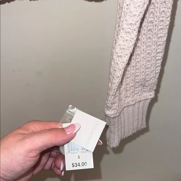 Ultra Flirt Textured Knit Button-Front Cardigan – NWT Small - Picture 7 of 10